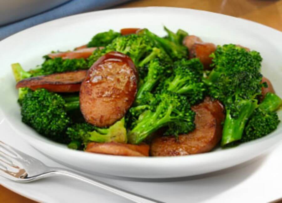 SAUSAGE BROCCOLI STIR-FRY